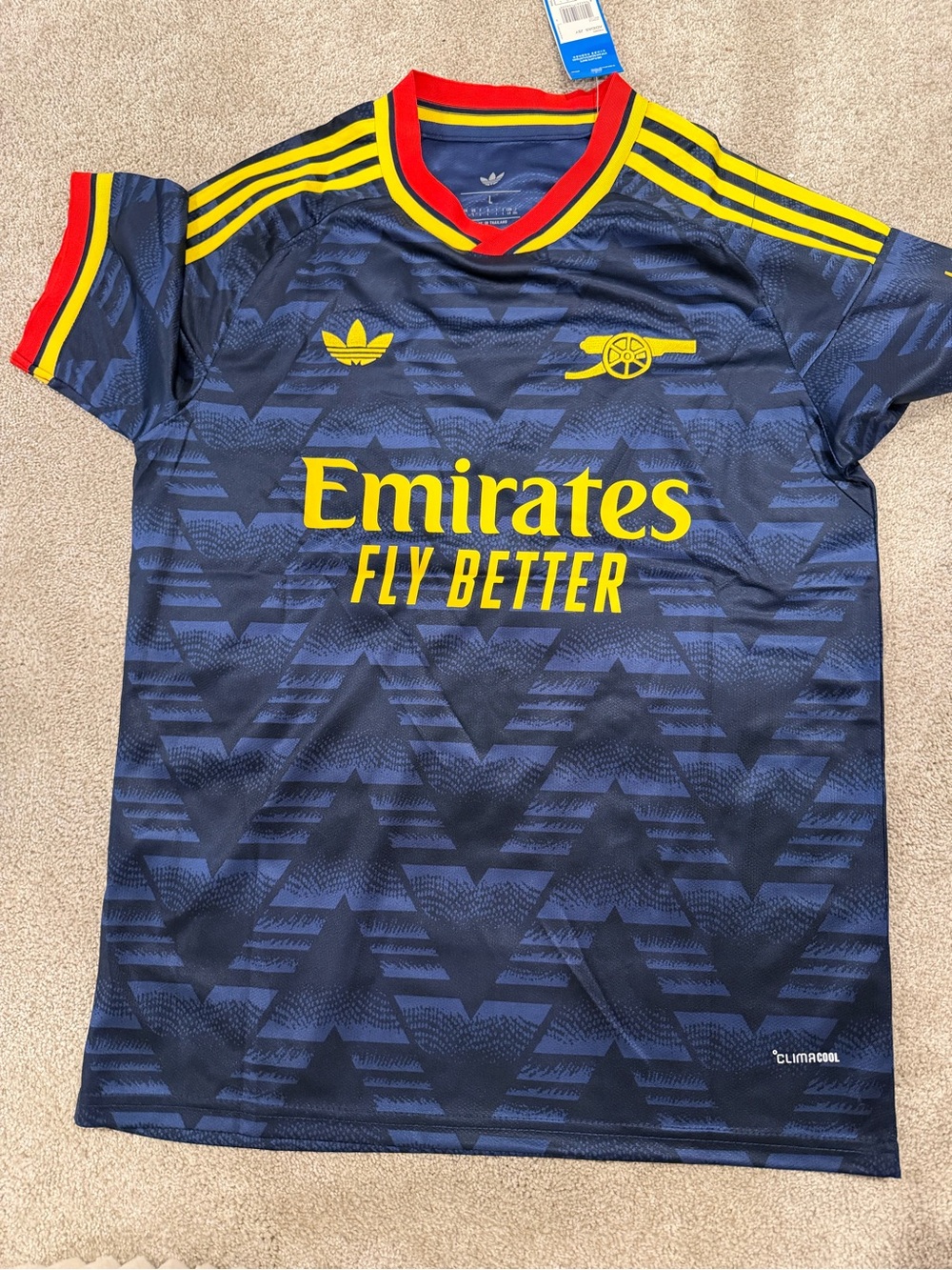 Adidas Arsenal MENS slim fit saka 26/27 away jersey